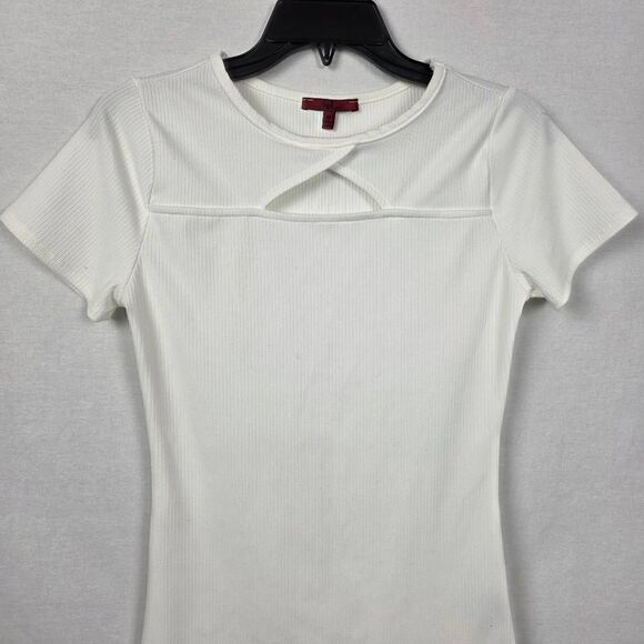 Red Dress M White Ribbed Cutout Short Sleeve Top - Picture 2 of 6
